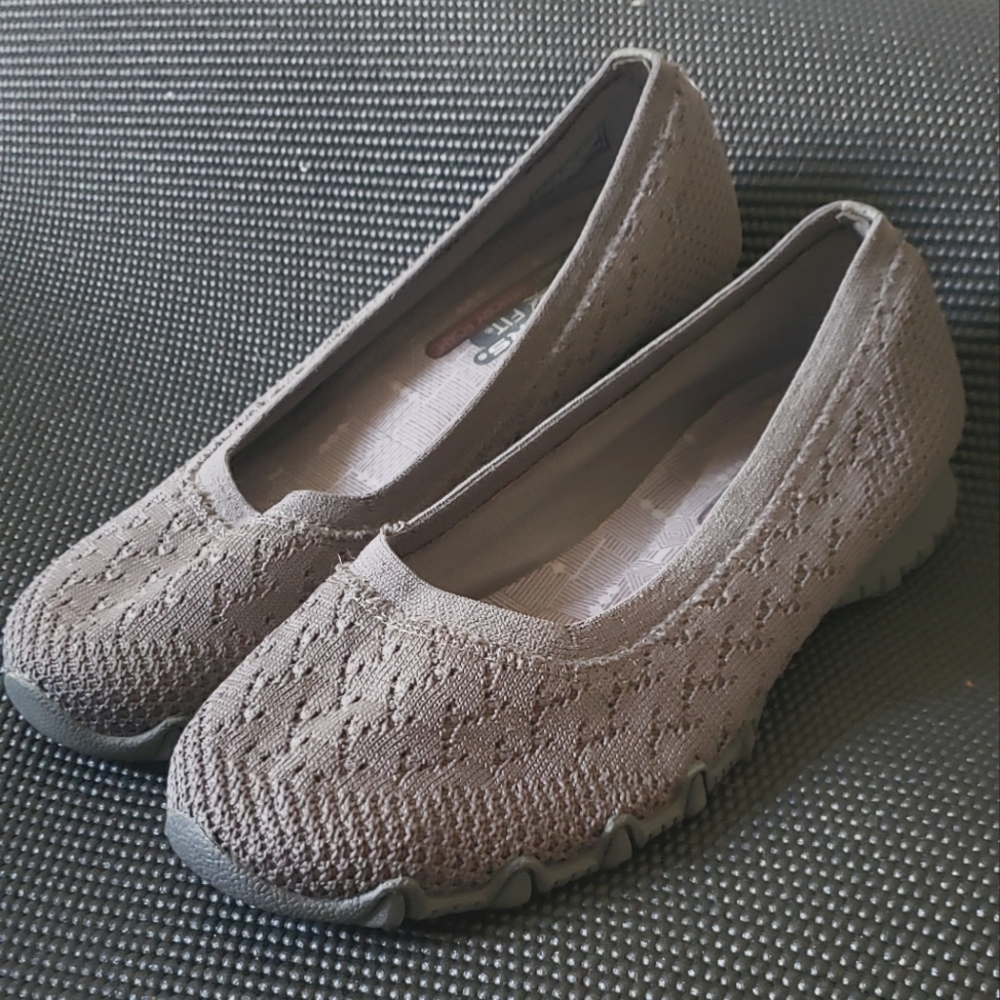 SKETCHERS Relaxed Fit Air Cool Memory Foam Lace Flats, Grey, sz 9
